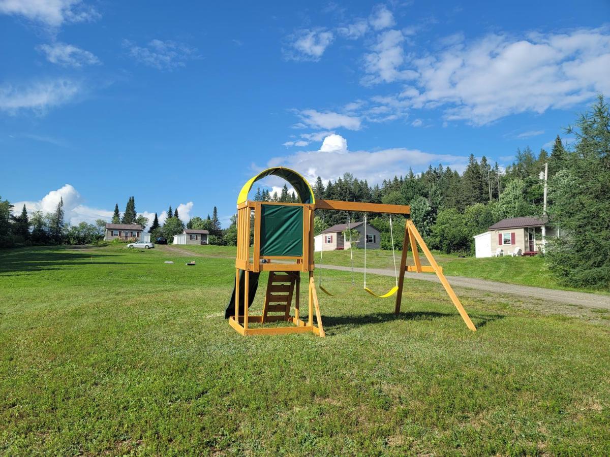 Ladd Pond Cabins And Campground, Llc Colebrook Esterno foto